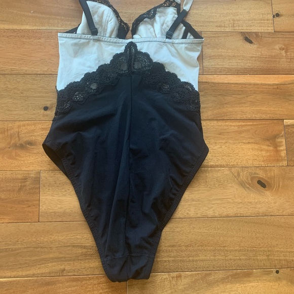 La Perla Bodysuit - Picture 2 of 4